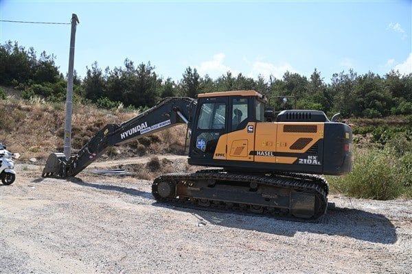 Bu kapsamda, Büyükşehir Belediyesi Kırsal Hizmetler Dairesi Başkanlığı’nın yürüttüğü çalışmalarla