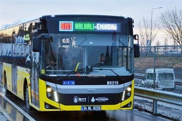 Gebze–Halkalı arasında hizmet veren ve Ulaştırma ve Altyapı Bakanlığı TCDD