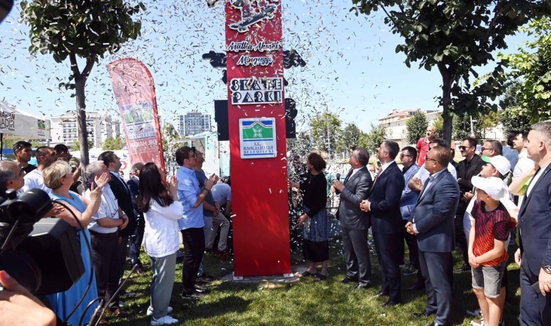 Açılış töreninde konuşan Bahçelievler Belediye Başkanı Dr. Hakan Bahadır, Mattia