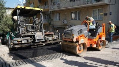 Bornova Belediyesi, ilçe genelinde başlattığı asfalt ve beton atılımını Meriç