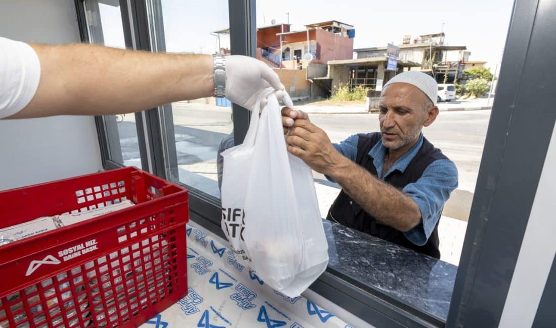 Başkan Vahap Seçer’in göreve gelmesiyle birlikte hayata geçirilen ‘Mahalle Mutfakları’ projesi; özellikle
