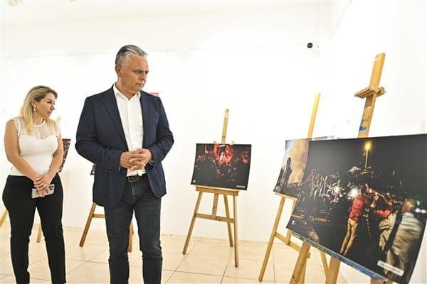 15 Temmuz Demokrasi ve Milli Birlik Günü dolayısıyla açılan sergiyi