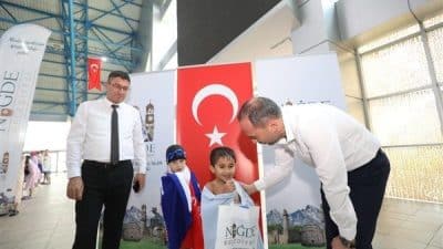 Yaz döneminde düzenlenen spor okulları ile çocukların fiziksel ve sosyal