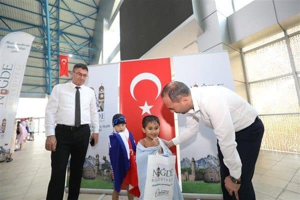 Yaz döneminde düzenlenen spor okulları ile çocukların fiziksel ve sosyal
