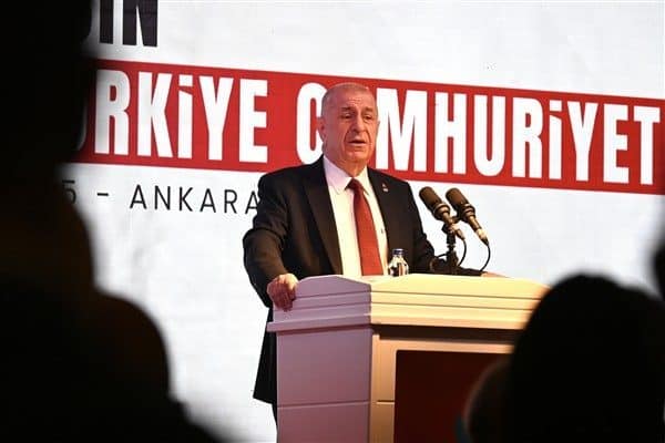 Zafer Partisi Genel Başkanı Özdağ, düzenlediği basın toplantısında ülke gündemine