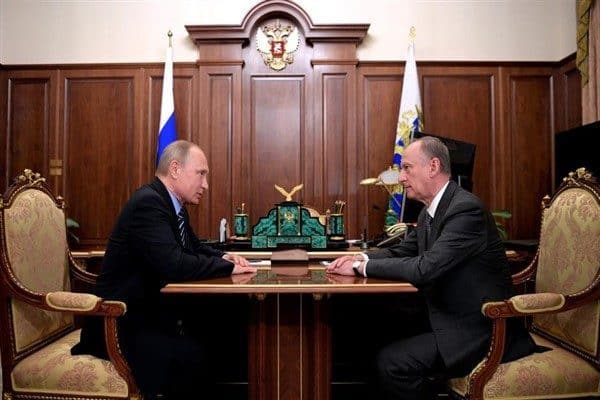Patruşev,"Şu anda İngiltere'nin, Rus-Amerikan müzakere sürecini aksatmak ve Washington'ı Kiev