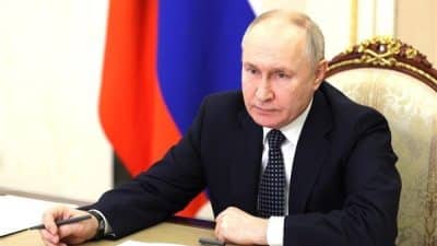 Rusya Devlet Başkanı Putin, Belarus Cumhurbaşkanı Alexander Lukaşenko ve vatandaşların