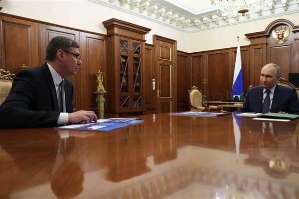 Rusya Devlet Başkanı Putin, Vladimir Bölgesi Valisi Aleksandr Avdeev ile