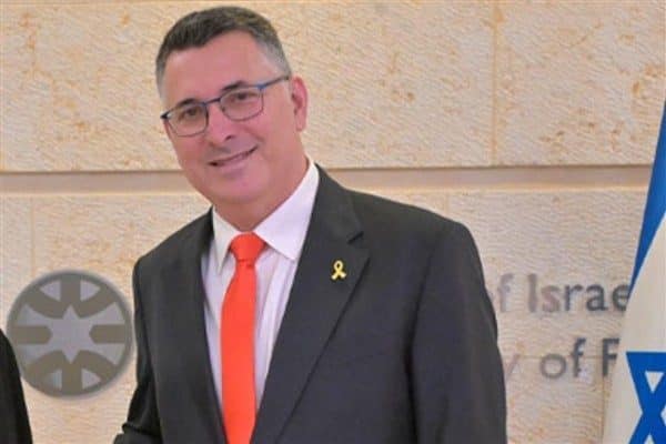 İsrail Dışişleri Bakanı Gideon Saar, Sırbistan Cumhuriyeti Ulusal Meclisi Başkanı