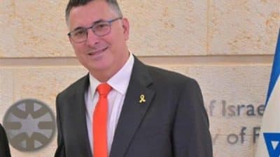 İsrail Dışişleri Bakanı Gideon Saar, Slovakya Dışişleri Bakanı Juraj Blanár