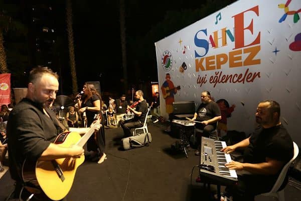 Kepez Belediyesi, mahallelerde kültür ve sanat etkinliklerini yaygınlaştırmak amacıyla hayata