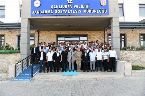 Şanlıurfa’da görev yapan korucu dernek başkanları ve korucu başlarıyla Jandarma