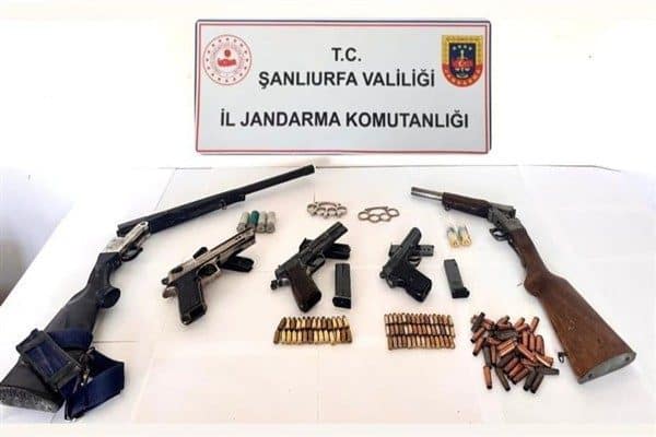 Siverek, Birecik, Viranşehir, Suruç ilçe jandarma komutanlıkları ile JASAT ekiplerince