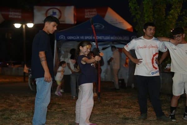 Düzce Belediyesi her yaştan Düzceliye yönelik sosyal etkinliklerini sürdürüyor. Özellikle