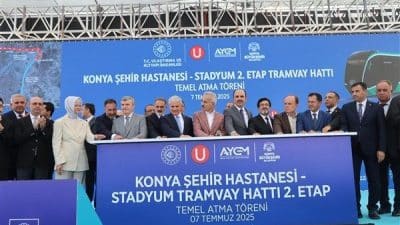 Konya Büyükşehir Belediyesi Stadyumu yanında düzenlenen temel atma programında konuşan