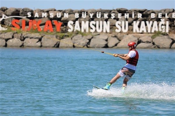 25 sporcu, 4 takımla kentin su sporları noktasındaki başarısına da