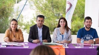 Sur Belediyesi Eş Başkanları Fatma Gulan Önkol ve Adnan Örhan