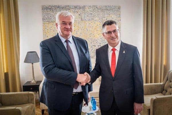 Ukrayna Dışişleri Bakanı Sybiha, İsrailli mevkidaşı Saar’ı Ukrayna'ya yaptığı ilk