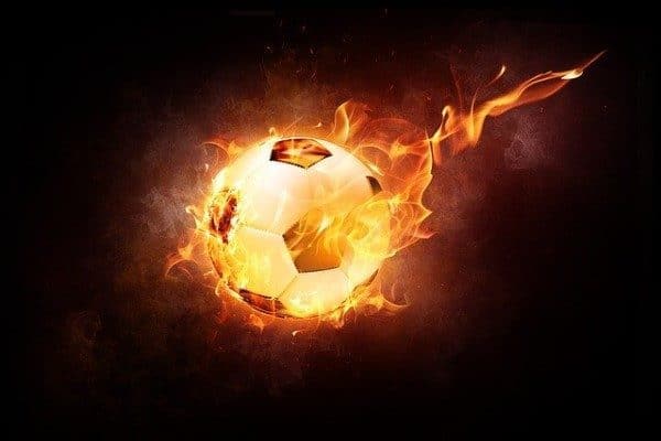 Kamuyu Aydınlatma Platformuna (KAP) yapılan açıklamada, şöyle denildi: ''Profesyonel futbolcu