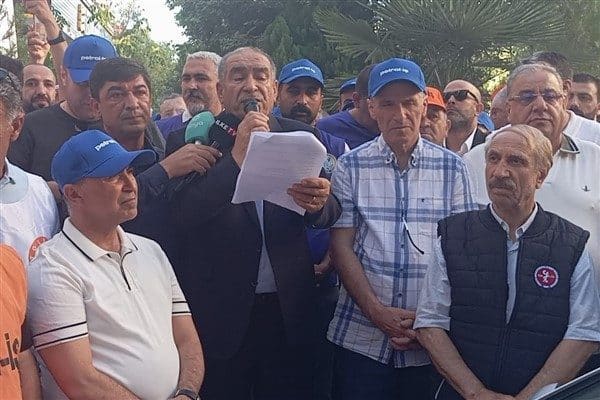 Türk-İş 7. Bölge Başkanı Bahri Zülküf Karakoç, Diyarbakır’da Türk-İş binası