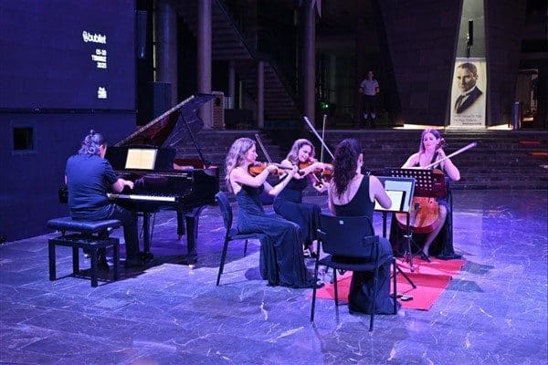 Bursa Büyükşehir Belediyesi adına Bursa Kültür Sanat ve Turizm Vakfı