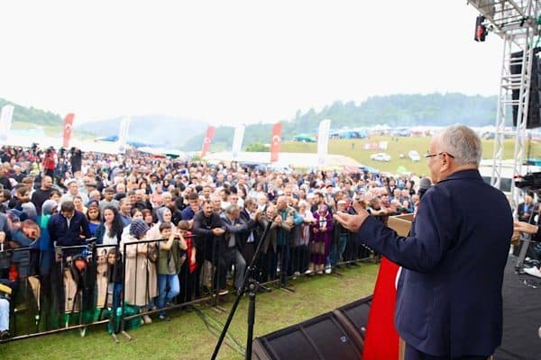 Ordu Büyükşehir Belediyesi tarafından Gölköy ilçesinde Uluvahta Yayla Şenliği düzenlendi.