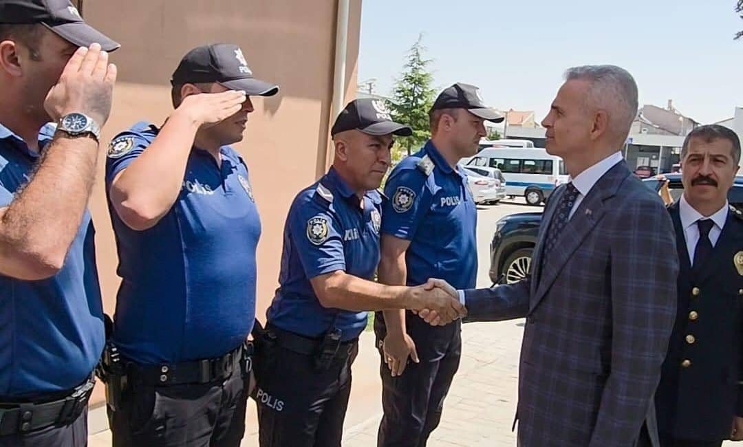 Karaman Valisi Mehmet Fatih Çiçekli, Yunus Emre Polis Merkezini ziyaret