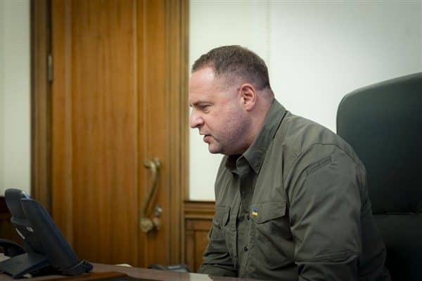 Ukrayna Cumhurbaşkanlığı Ofisi Başkanı Yermak, Bahamalar’ın, Rusya'nın “gölge tanker filosunu”