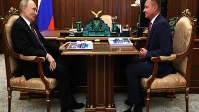 Starovoit, Pazartesi sabahı Putin tarafından görevden alındı. Görevden alındığını duyuran
