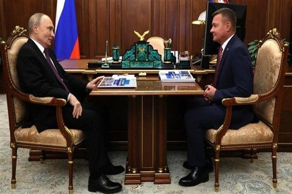 Starovoit, Pazartesi sabahı Putin tarafından görevden alındı. Görevden alındığını duyuran