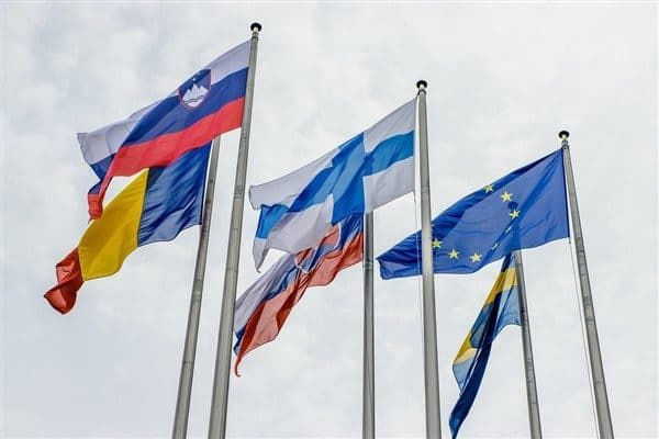 AB Dış İlişkiler ve Güvenlik Politikası Yüksek Temsilcisi ve Avrupa