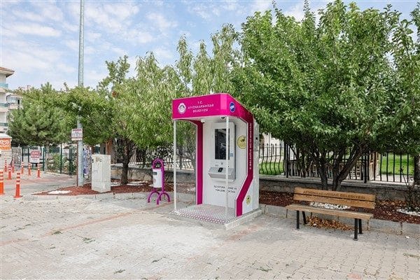 Vatandaşlar, bu cihazlar sayesinde; su faturası ödemelerini, ön ödemeli sayaç