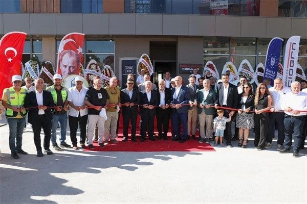 Bursa Büyükşehir Belediyesi, kentsel dönüşüm projelerine devam ediyor. Bu kapsamda