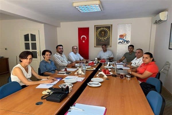 Alanya Turistik İşletmeciler Derneği’nde (ALTİD) gerçekleştirilen Alanya Çalışma Grubu Komisyon