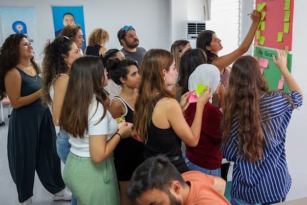 Antalya Büyükşehir Belediyesi tarafından, gençler ve belediye bünyesinde görev yapan
