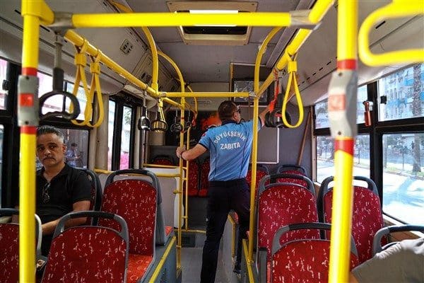 Antalya Büyükşehir Belediyesi Zabıta Dairesi Başkanlığı’na bağlı ulaşım zabıta ekipleri