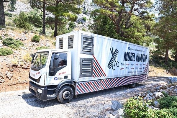 Büyükşehir Belediyesi Mobil Kuaför Tırı, yaz aylarıyla birlikte yaylalara çıkan