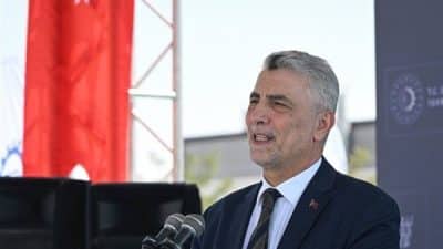 Ticaret Bakanı Ömer Bolat, Siirt programı kapsamında Tillo ilçesini ziyaret