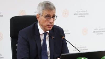Sağlık Bakanı Memişoğlu, yayımladığı mesajda şunları kaydetti: "Medeniyetimizin önde gelen