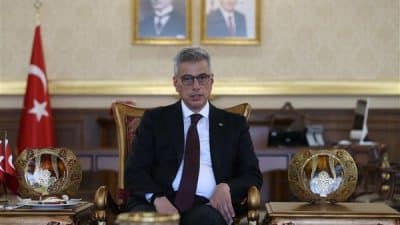 Sağlık Bakanı Kemal Memişoğlu, Anayasa Mahkemesi Başkanı Kadir Özkaya’yı makamında
