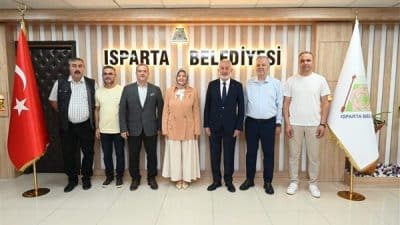 Bir dizi ziyaret ve incelemelerde bulunmak üzere Isparta’ya gelen Aile