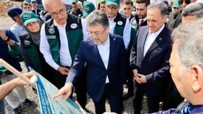 Valilikten yapılan açıklamaya göre, Tarım ve Orman Bakanı Yumaklı, Devlet
