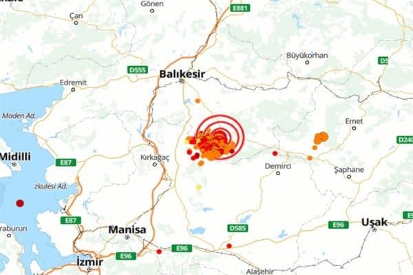 Boğaziçi Üniversitesi Kandilli Rasathanesi ve Deprem Araştırma Enstitüsü (KRDAE) verilerine