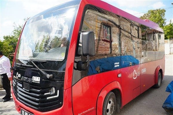 Altıeylül ilçesinde Kutludüğün-Meryemdere-Kuyualan-Ertuğrul-Küpeler güzergâhında ulaşımı sağlayacak yeni otobüs hattı devreye
