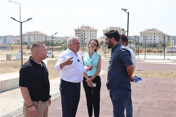 Nilüfer Belediyesi, kentteki yeşil alan miktarını artırmak ve insanların sosyalleşebilecekleri