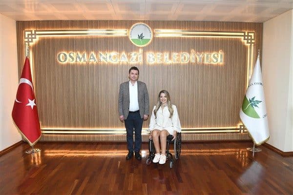 Osmangazi Belediye Başkanı Erkan Aydın, Avrupa Ralli Şampiyonası’nda Türkiye’yi temsil