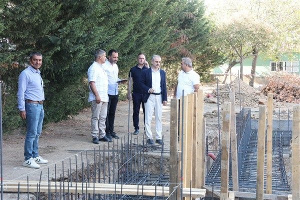 Çayırova’da e-sınav merkezi ile Telekom santral binasının yapımına başlandı. Başkan