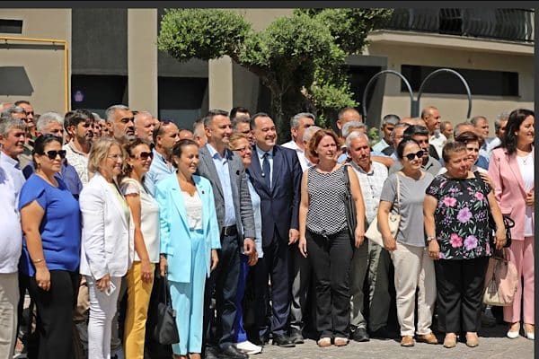 Manisa Büyükşehir Belediye Başkanı Besim Dutlulu, ilçe ziyaretleri kapsamında Akhisar’da