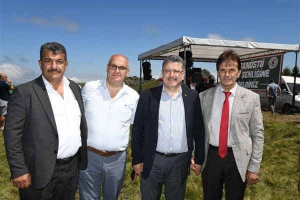 Trabzon Büyükşehir Belediye Başkanı Ahmet Metin Genç, Maçka'nın Ormanüstü Köyü'nde
