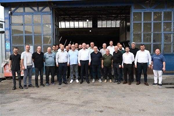 Karabatı, sabah kahvaltısında sanayi bölgesindeki sorunları ve beklentileri masaya yatırdı.
